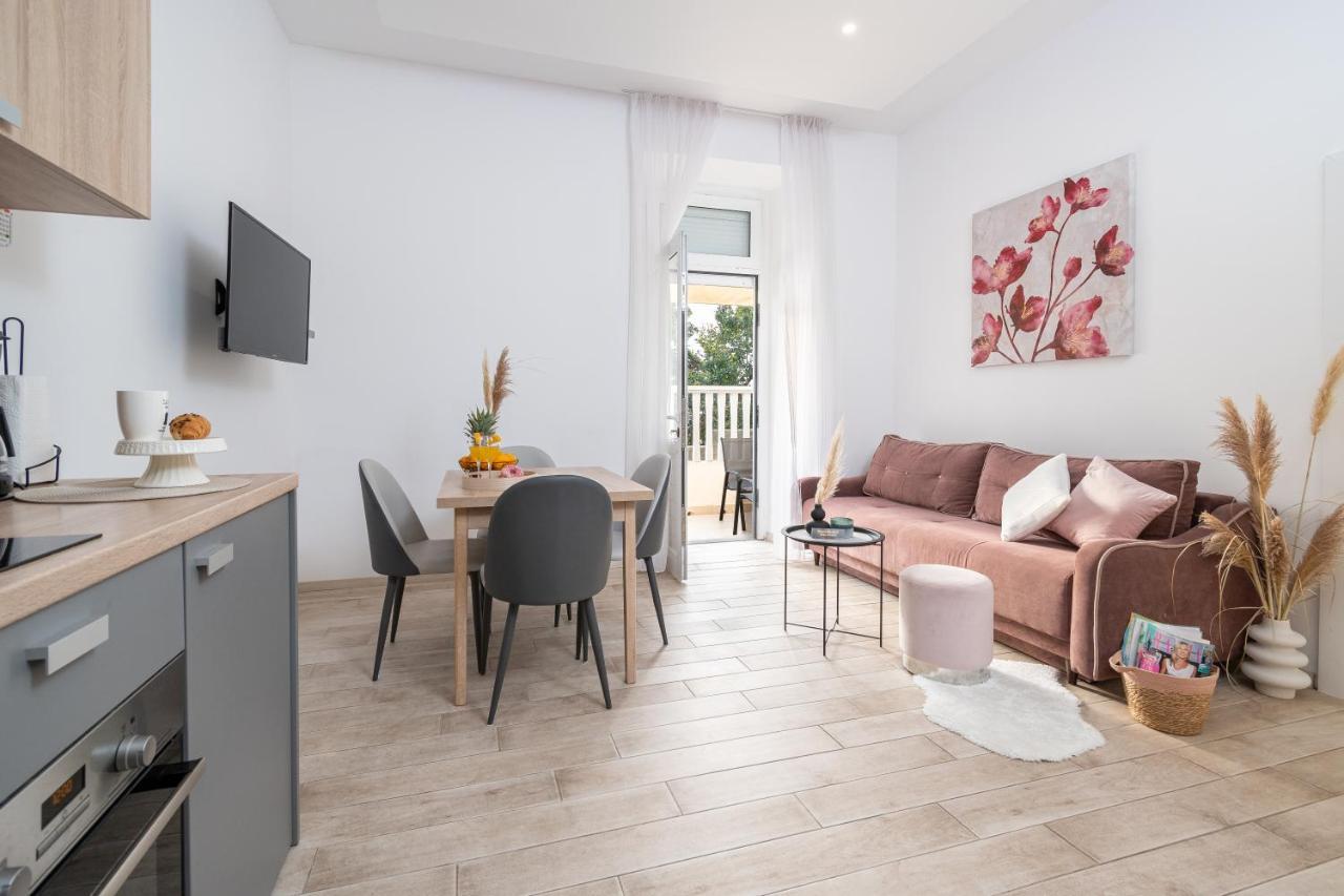 Apartments Palace Kolovare 자다르 외부 사진