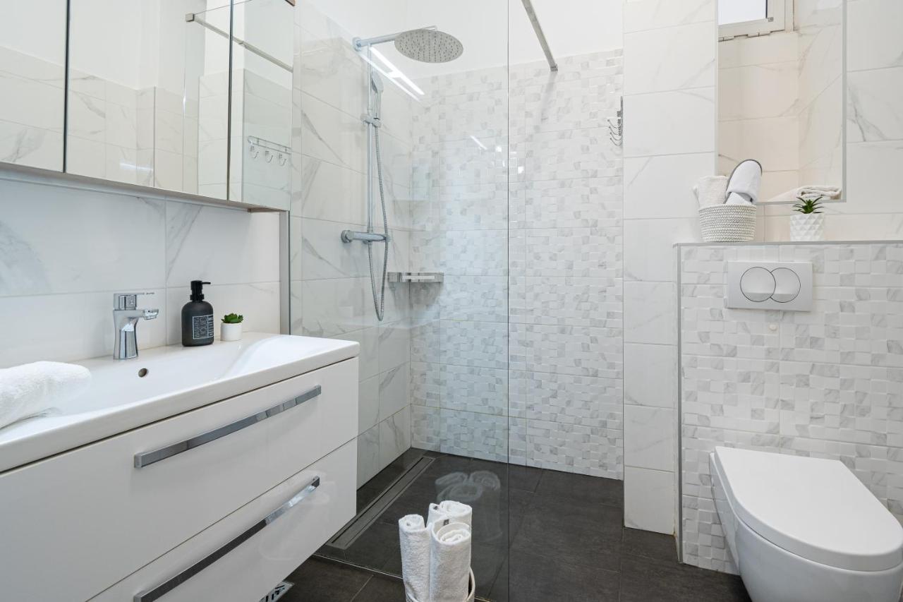 Apartments Palace Kolovare 자다르 외부 사진