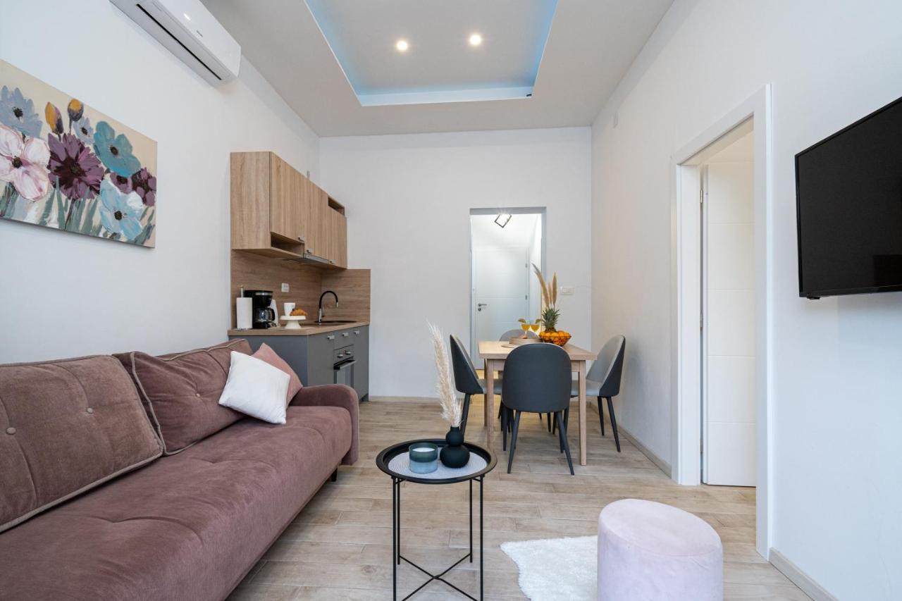 Apartments Palace Kolovare 자다르 외부 사진